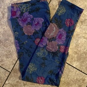 Lularoe leggings!!!